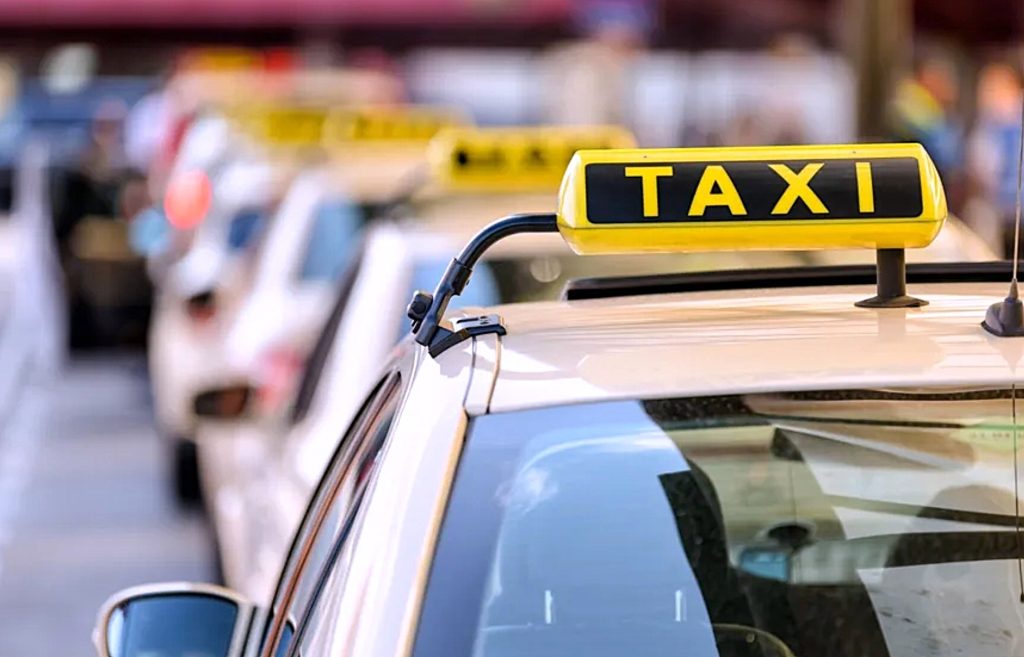Tetouan: Taxi Drivers Sentenced to Six Months in Prison in Cases Linked to Migration to Ceuta as Union Reacts